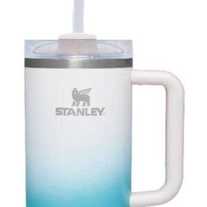 Brand new Stanley Blue White Pool Ombre Quencher 30oz Tumbler